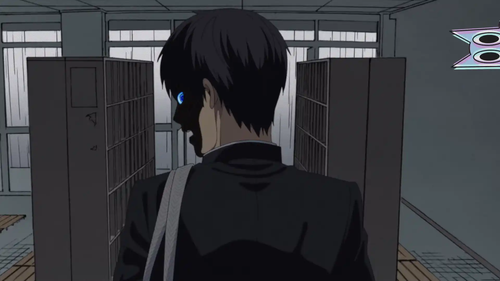 Arte promocional do anime Love is Blind, de Tatsuki Fujimoto, mostrando o protagonista em meio a uma explosão.